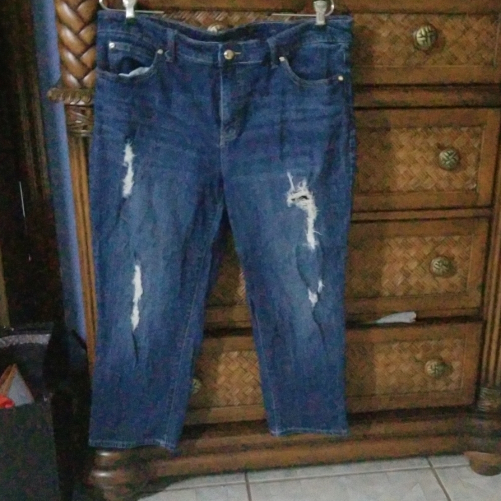 Jennifer Lopez jeans